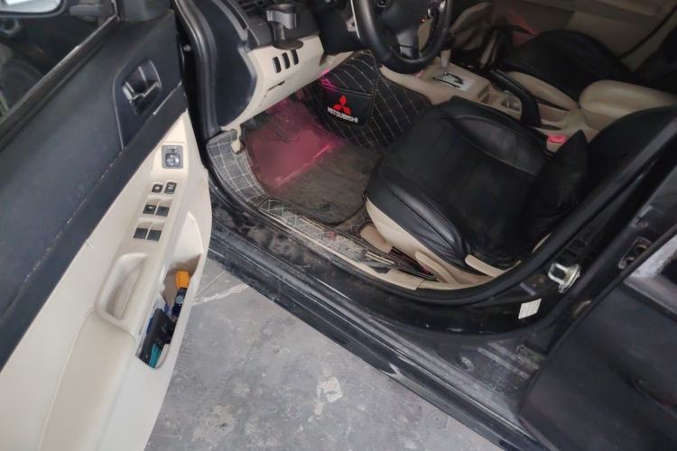 Used Mitsubishi Lancer EX 2010 Fashion Edition 1.8L CVT Comfort Trim Driver Seat