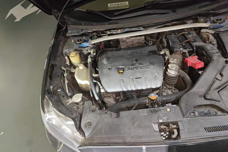 Used Mitsubishi Lancer EX 2010 Fashion Edition 1.8L Manual Comfort Trim Engine Bay Right