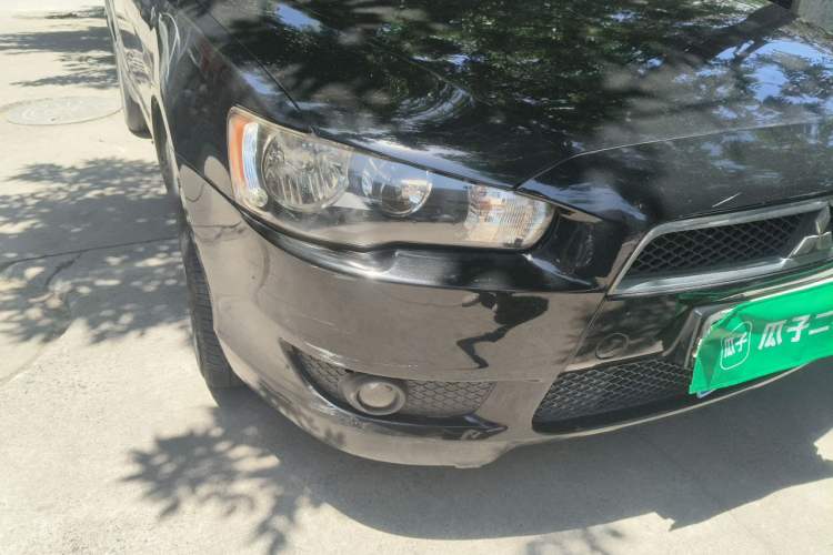 Used Mitsubishi Lancer EX 2010 Fashion Edition 1.8L CVT Comfort Trim Exterior 6
