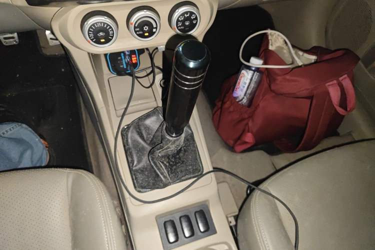 Used Mitsubishi Lancer EX 2010 Fashion Edition 1.8L Manual Comfort Trim Gear Lever