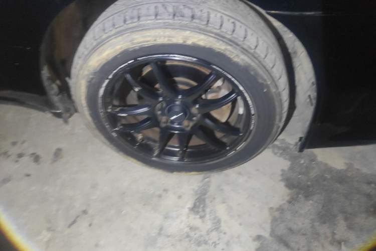 Used Mitsubishi Lancer EX 2010 ZhiShang Edition 1.8L CVT Luxury Model Right Front Wheel Hub