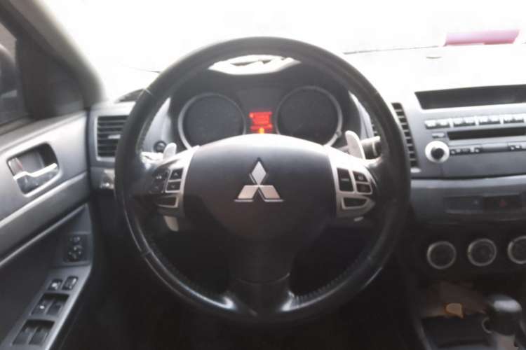 Used Mitsubishi Lancer EX 2010 ZhiShang Edition 1.8L CVT Luxury Model Steering Wheel