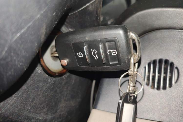 Used Mitsubishi Lancer EX 2010 Fashion Edition 1.8L CVT Comfort Trim Vehicle Key