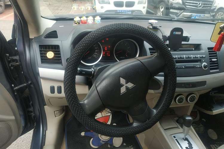 Used Mitsubishi Lancer EX 2010 Fashion Edition 1.8L CVT Comfort Trim Steering Wheel