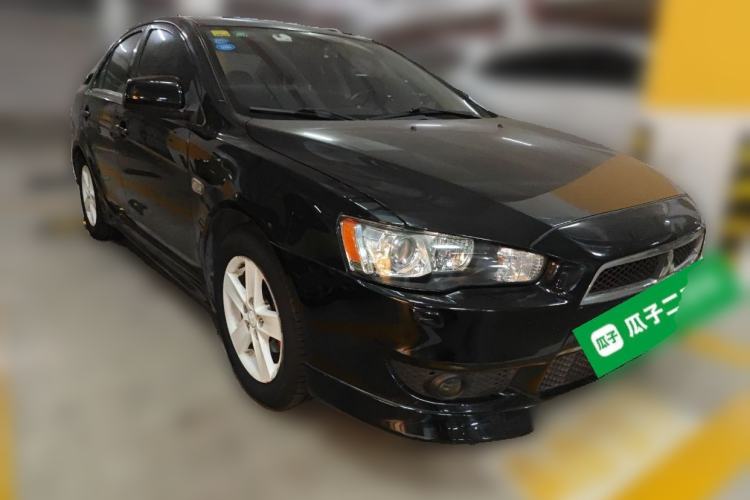 Used Mitsubishi Lancer EX 2010 Sport Version 2.0L CVT Flagship Edition Front Right 45 Deg