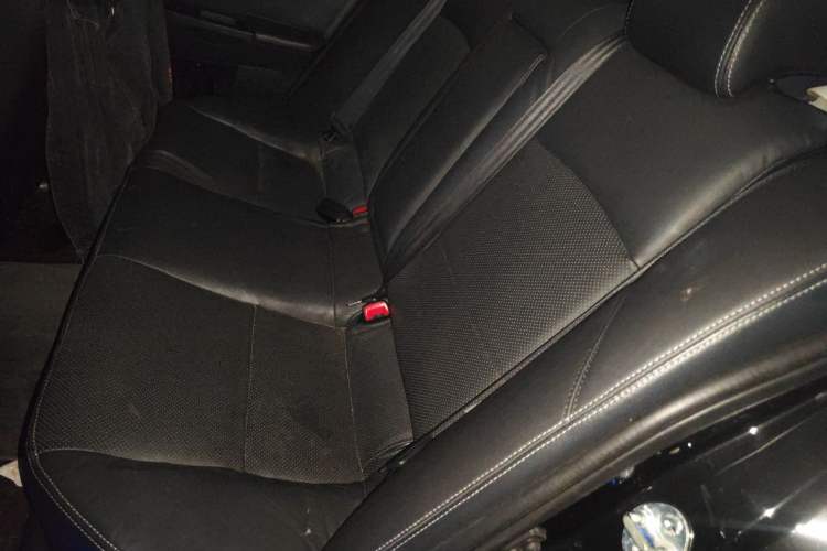 Used Mitsubishi Lancer EX 2010 Sport Version 2.0L CVT Flagship Edition Left Rear Seat