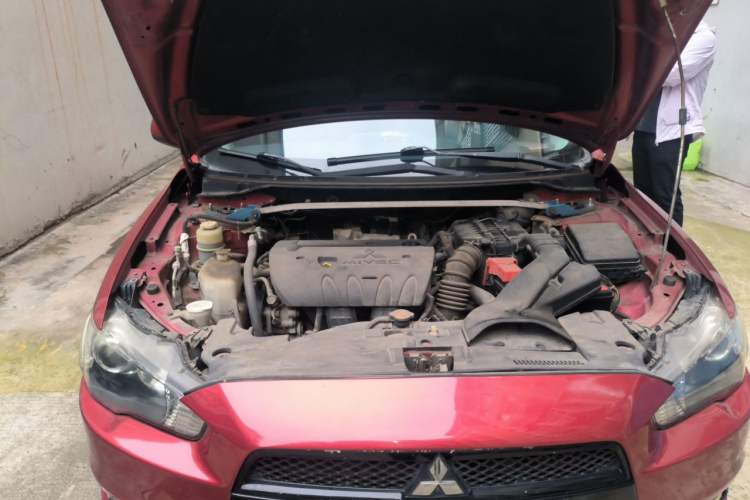 Used Mitsubishi Lancer EX 2010 Fashion Edition 1.8L Manual Comfort Trim Engine Bay Right