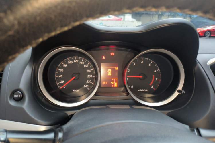 Used Mitsubishi Lancer EX 2010 Fashion Edition 1.8L Manual Comfort Trim Instrument Cluster