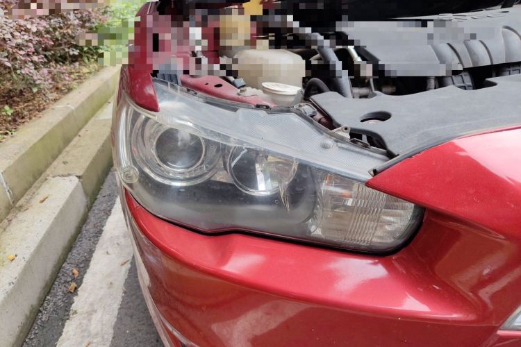 Used Mitsubishi Lancer EX 2010 Fashion Edition 1.8L Manual Intelligent Type Right Front Headlight