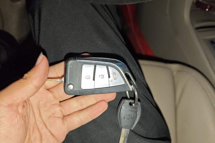 Used Mitsubishi Lancer EX 2010 Fashion Edition 1.8L CVT Comfort Trim Vehicle Key