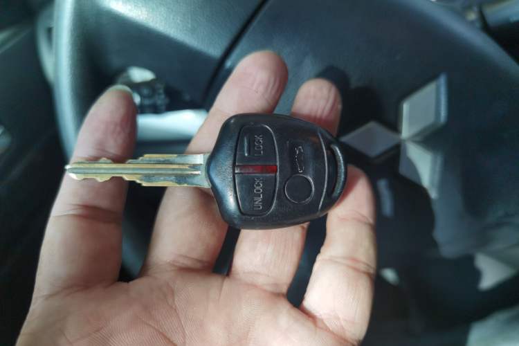 Used Mitsubishi Lancer EX 2010 Chasing Edition 1.8L Manual Luxury Model Vehicle Key