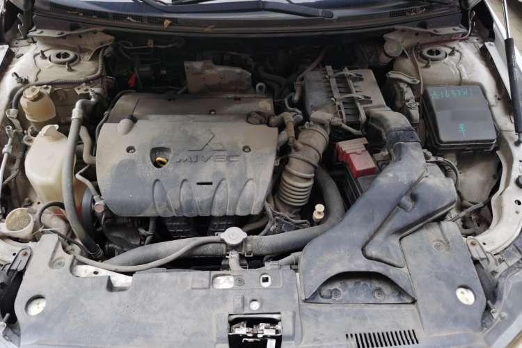Used Mitsubishi Lancer EX 2010 ZhiShang Edition 1.8L CVT Luxury Model Engine Bay