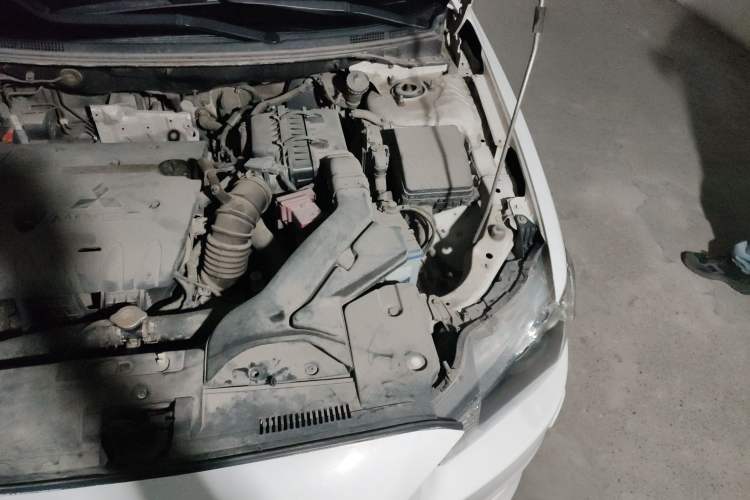 Used Mitsubishi Lancer EX 2010 Sport Version 2.0L CVT Flagship Edition Engine Bay Left