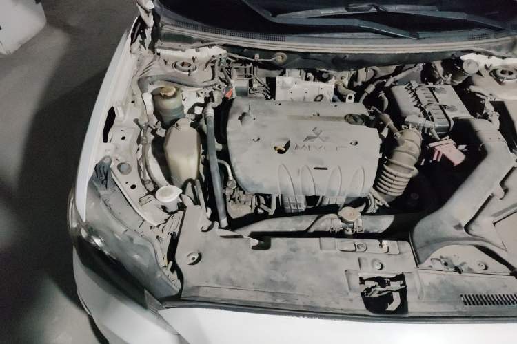 Used Mitsubishi Lancer EX 2010 Sport Version 2.0L CVT Flagship Edition Engine Bay Right