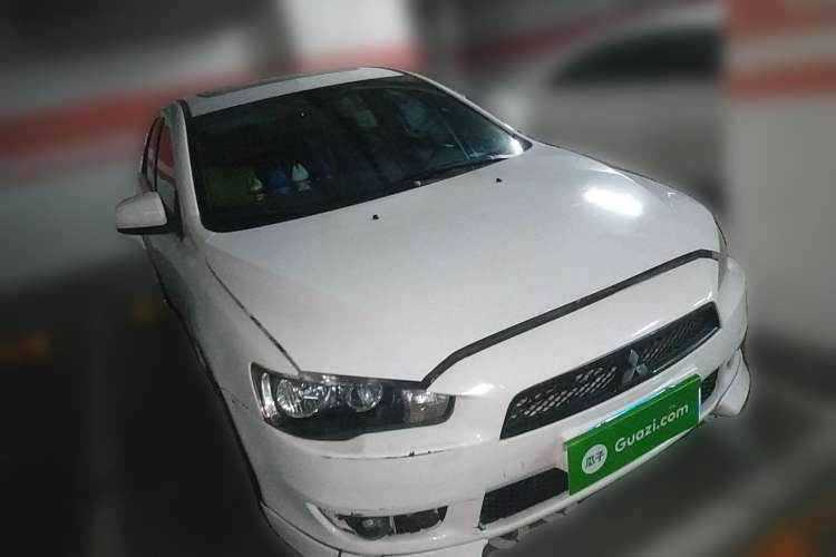Used Mitsubishi Lancer EX 2010 Chasing Edition 1.8L Manual Luxury Model Front Right 45 Deg