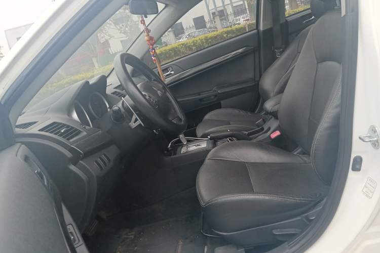 Used Mitsubishi Lancer EX 2010 ZhiShang Edition 1.8L CVT Luxury Model Left Front Seat