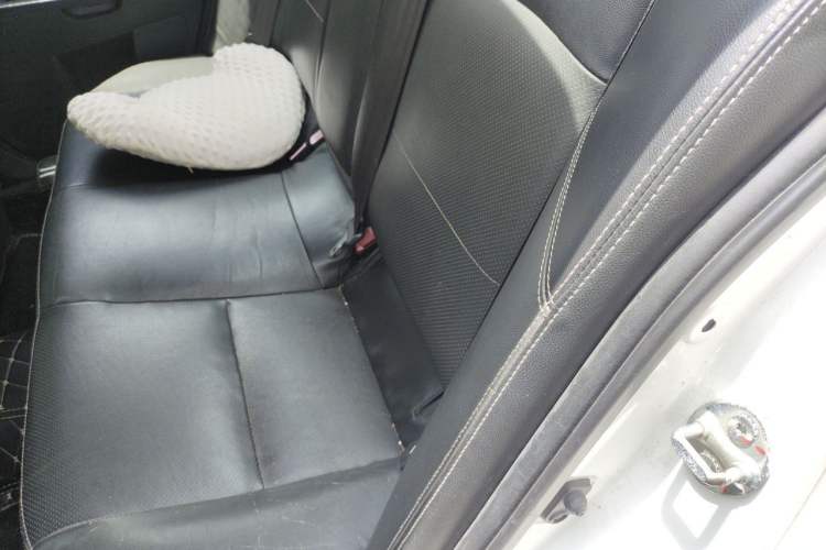 Used Mitsubishi Lancer EX 2010 ZhiShang Edition 1.8L CVT Luxury Model Left Rear Seat