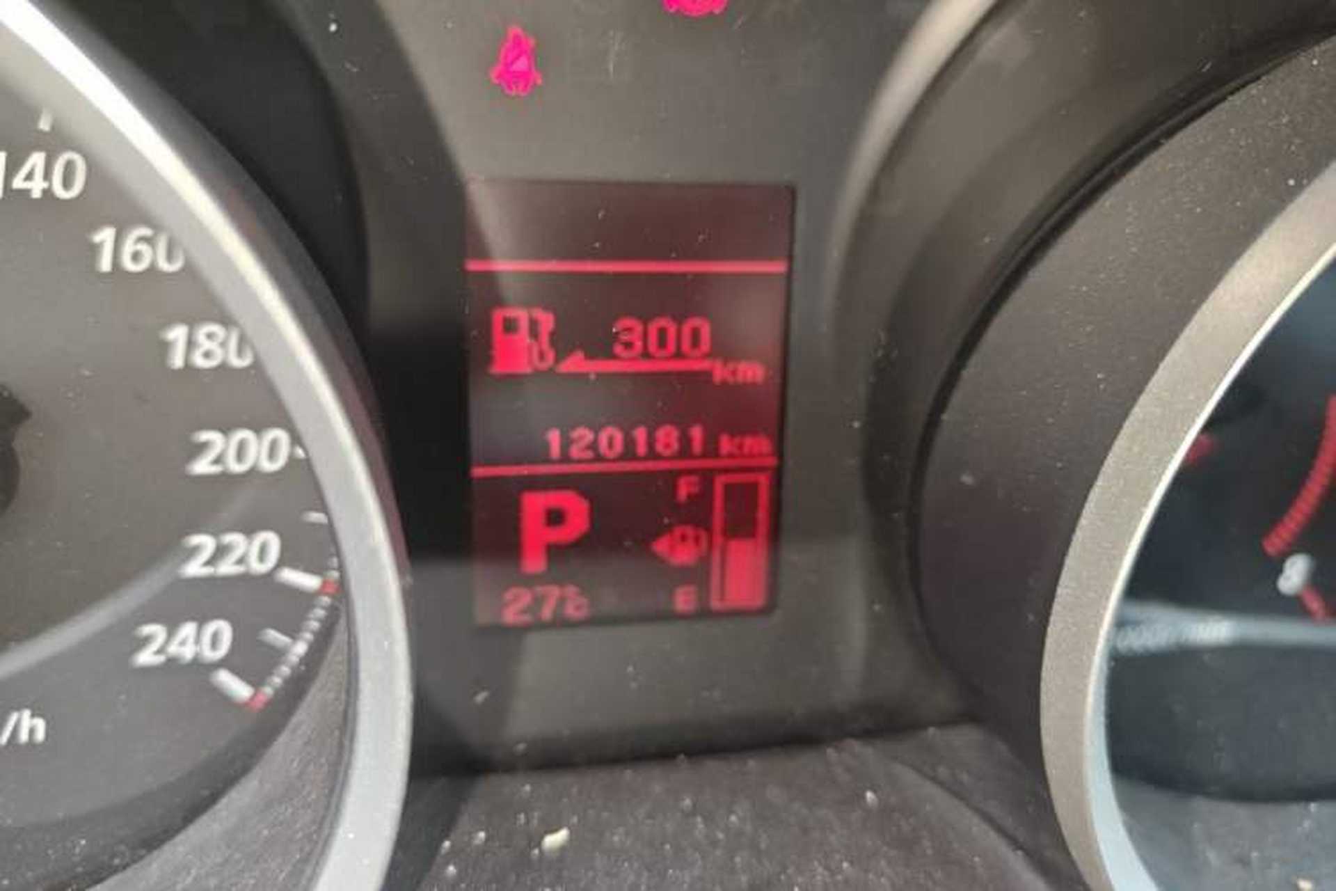 Used Mitsubishi Lancer EX 2010 Fashion Edition 1.8L CVT Luxury Version Odometer Close Up