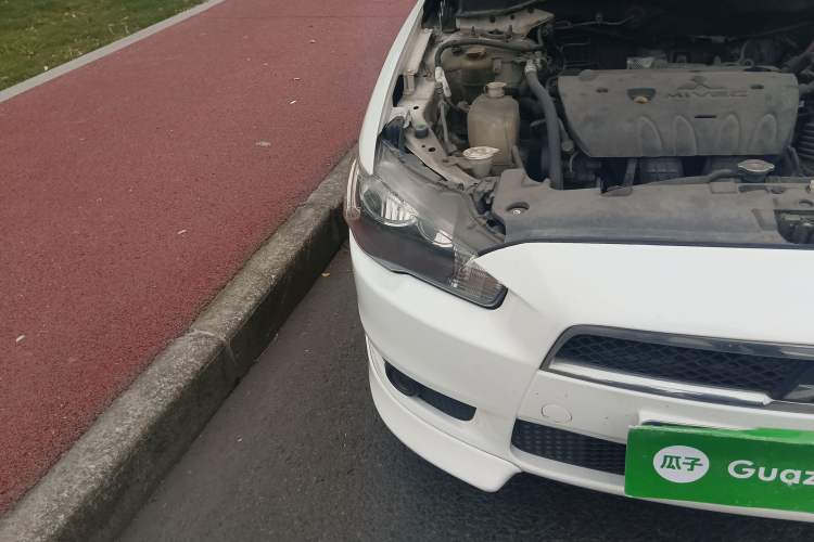Used Mitsubishi Lancer EX 2010 ZhiShang Edition 1.8L CVT Luxury Model Right Front Headlight