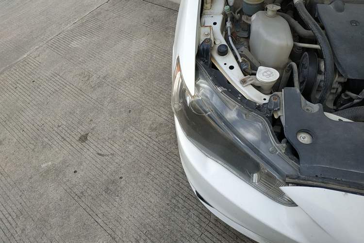 Used Mitsubishi Lancer EX 2010 ZhiShang Edition 1.8L CVT Luxury Model Right Front Headlight