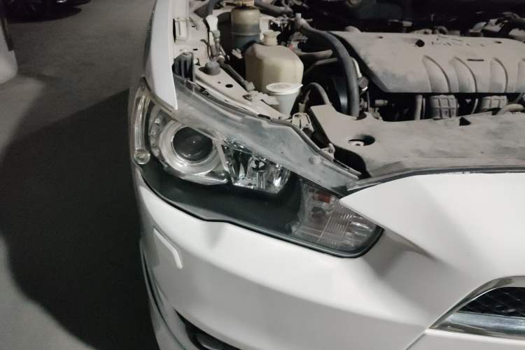 Used Mitsubishi Lancer EX 2010 Sport Version 2.0L CVT Flagship Edition Right Front Headlight