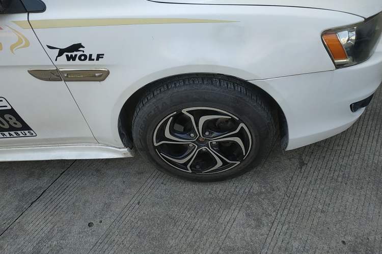 Used Mitsubishi Lancer EX 2010 ZhiShang Edition 1.8L CVT Luxury Model Right Front Wheel Hub