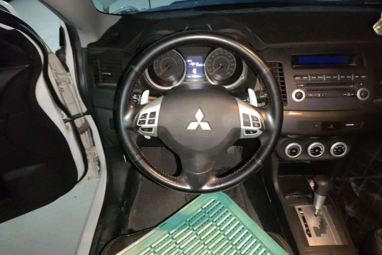 Used Mitsubishi Lancer EX 2010 Sport Version 2.0L CVT Flagship Edition Steering Wheel