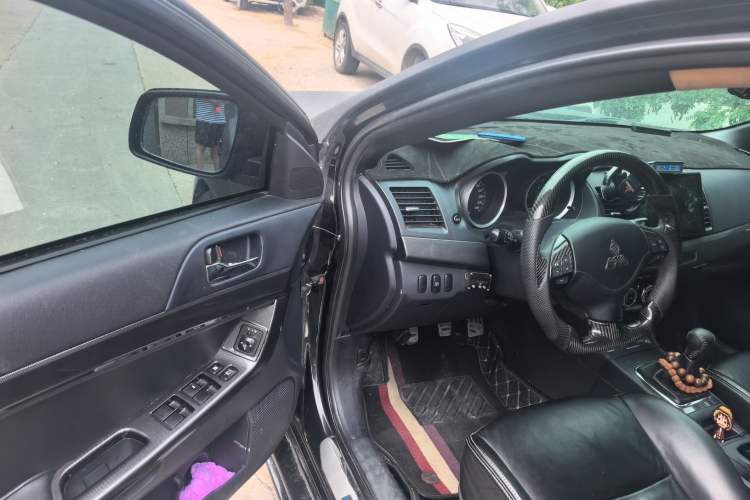Used Mitsubishi Lancer EX 2011 Xiali Edition 2.0L Manual Comfort Model Driver Seat