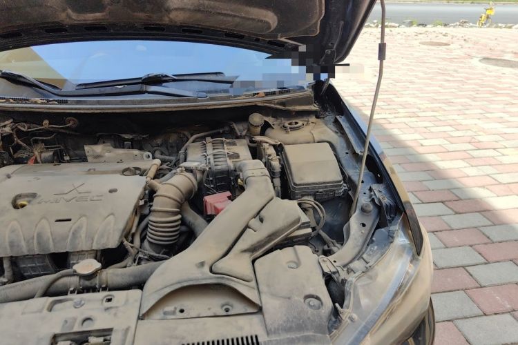 Used Mitsubishi Lancer EX 2011 Fashion Edition 1.8L Manual Smart Type Engine Bay Left