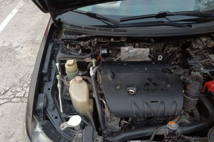 Used Mitsubishi Lancer EX 2011 Xiali Edition 2.0L Manual Comfort Model Engine Bay Right