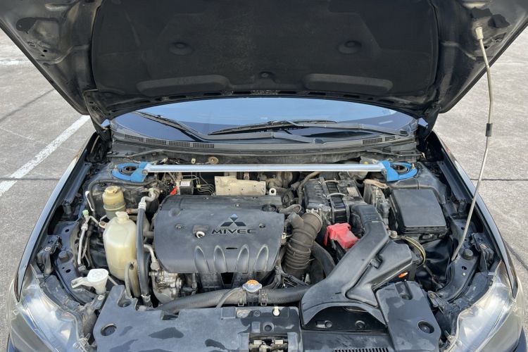 Used Mitsubishi Lancer EX 2011 Chasing Edition 1.8L Manual Luxury Model Engine Bay