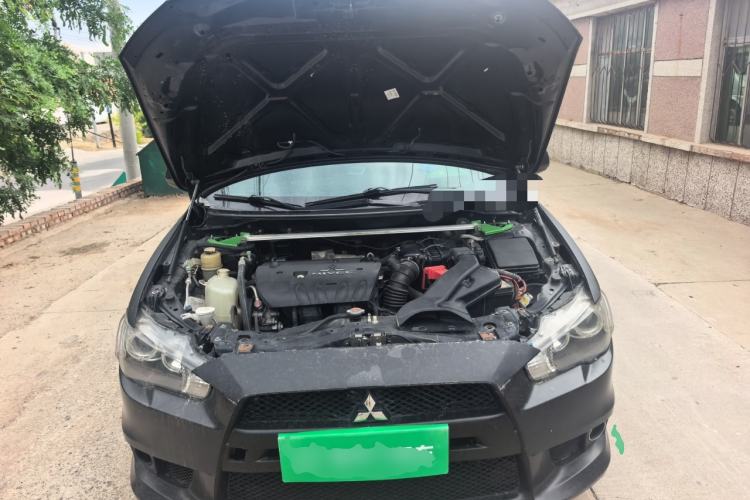 Used Mitsubishi Lancer EX 2011 Xiali Edition 2.0L Manual Comfort Model Engine Bay