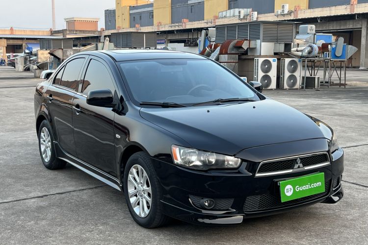Used Mitsubishi Lancer EX 2011 Chasing Edition 1.8L Manual Luxury Model Front Right 45 Deg