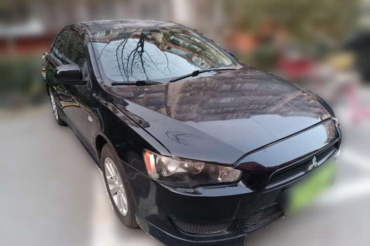 Used Mitsubishi Lancer EX 2011 Xiali Edition 2.0L Manual Comfort Model Front Right 45 Deg