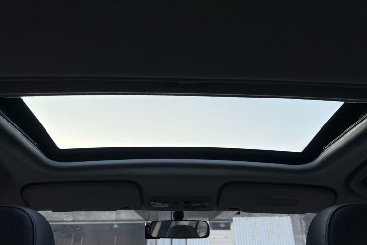 Used Mitsubishi Lancer EX 2011 Chasing Edition 1.8L Manual Luxury Model Headliner
