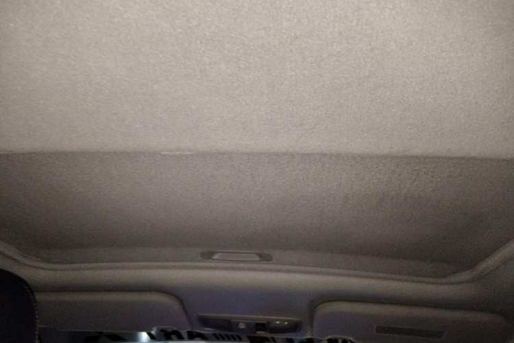 Used Mitsubishi Lancer EX 2011 Chasing Edition 1.8L CVT Luxury Model Headliner