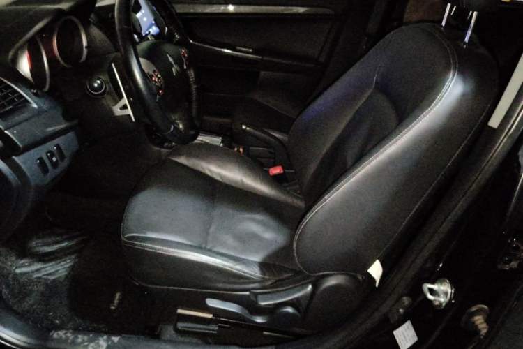 Used Mitsubishi Lancer EX 2011 Chasing Edition 1.8L CVT Luxury Model Left Front Seat