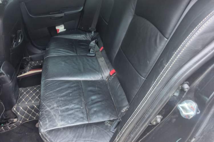 Used Mitsubishi Lancer EX 2011 Xiali Edition 2.0L Manual Comfort Model Left Rear Seat