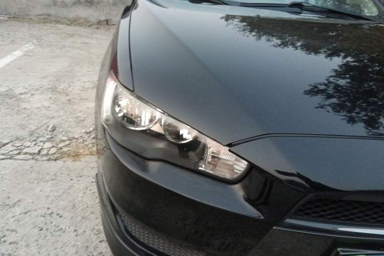 Used Mitsubishi Lancer EX 2011 Xiali Edition 2.0L Manual Comfort Model Right Front Headlight