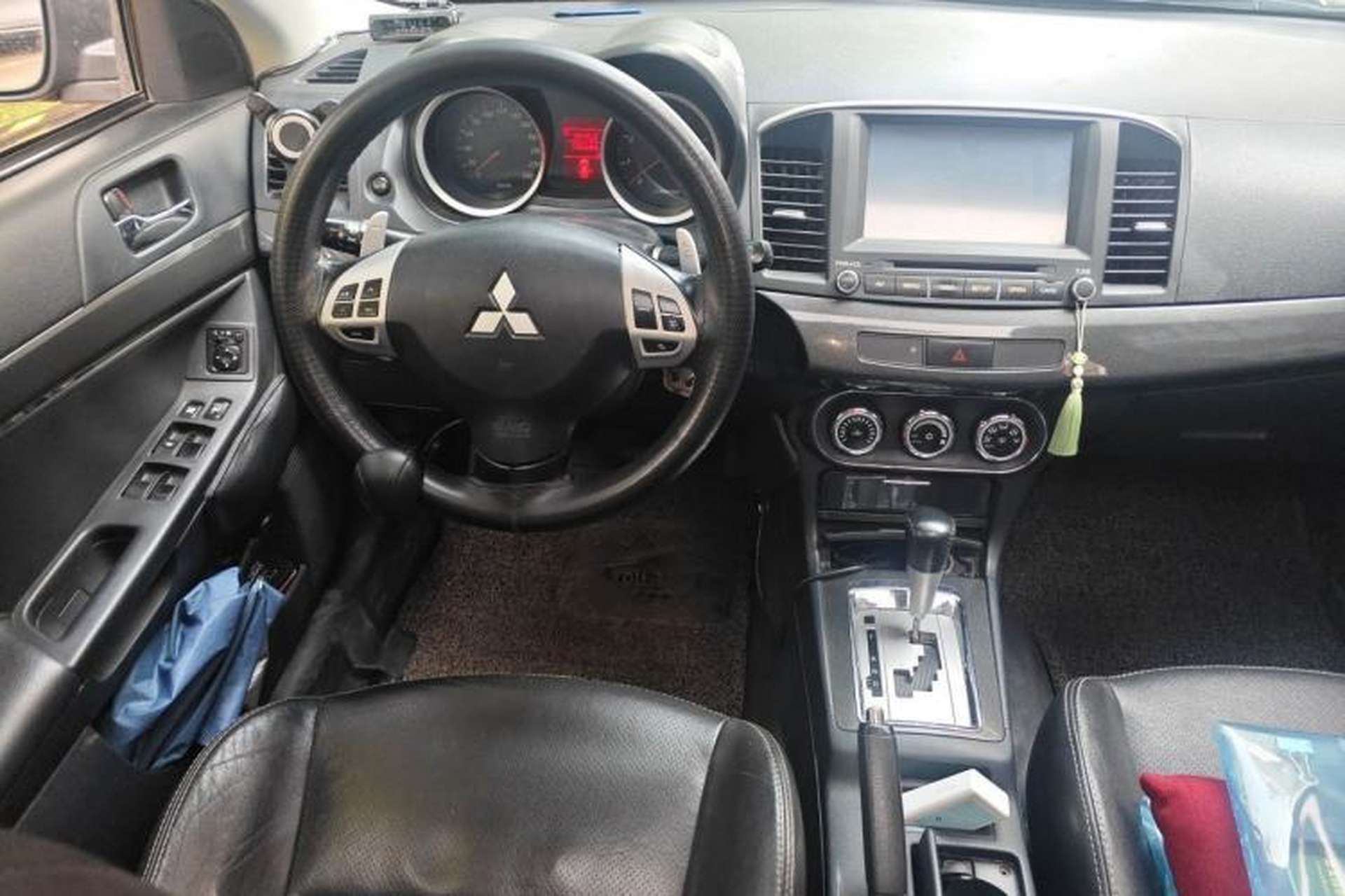 Used Mitsubishi Lancer EX 2011 Chasing Edition 1.8L CVT Luxury Model Steering Wheel