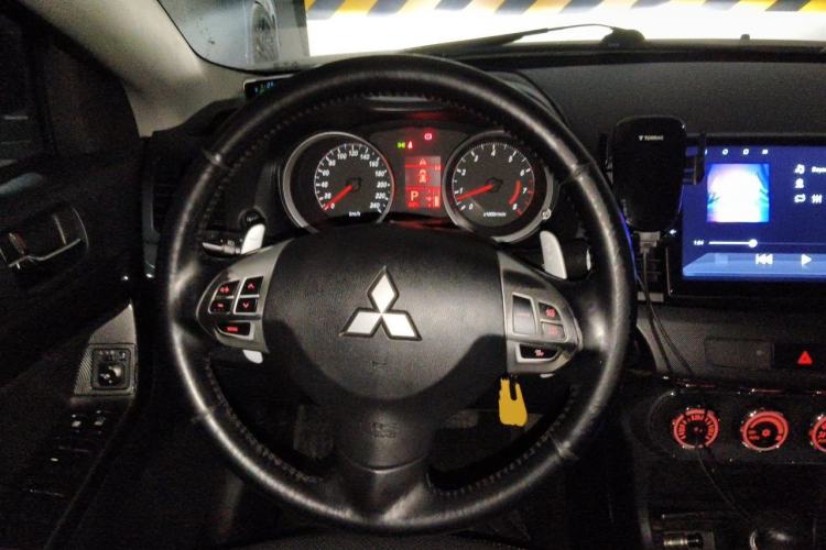 Used Mitsubishi Lancer EX 2011 Chasing Edition 1.8L CVT Luxury Model Steering Wheel