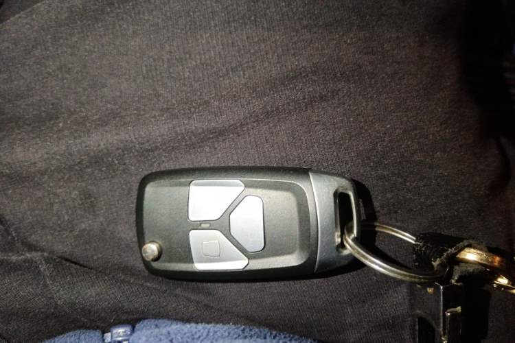 Used Mitsubishi Lancer EX 2011 Xiali Edition 2.0L Manual Comfort Model Vehicle Key