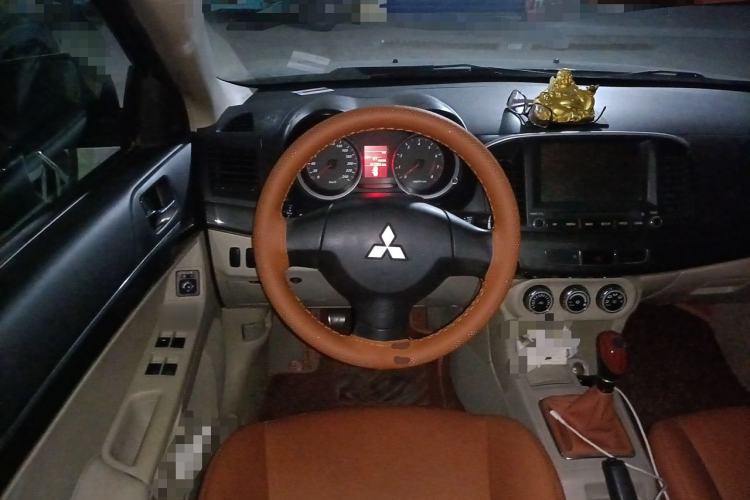 Used Mitsubishi Lancer EX 2011 Chasing Edition 1.8L Manual Luxury Model Steering Wheel
