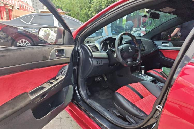 Used Mitsubishi Lancer EX 2011 Chasing Edition 1.8L CVT Luxury Model Driver Seat