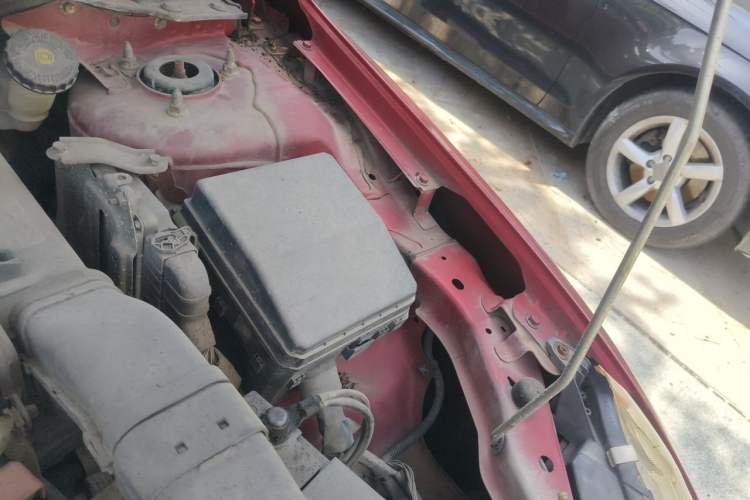 Used Mitsubishi Lancer EX 2011 Chasing Edition 1.8L CVT Luxury Model Engine Bay Left