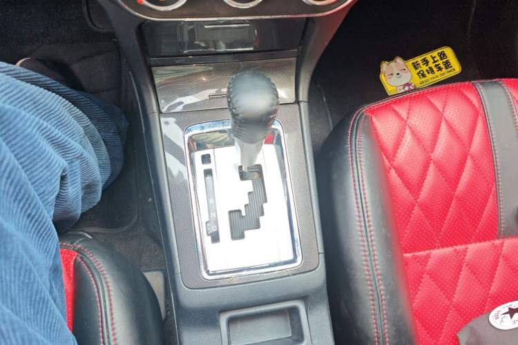 Used Mitsubishi Lancer EX 2011 Chasing Edition 1.8L CVT Luxury Model Gear Lever