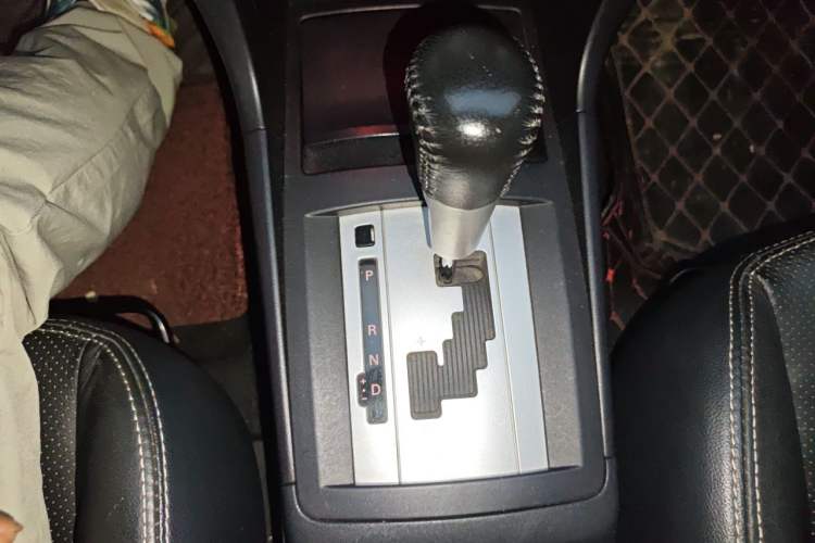 Used Mitsubishi Lancer EX 2011 Chasing Edition 1.8L CVT Limited Model Gear Lever