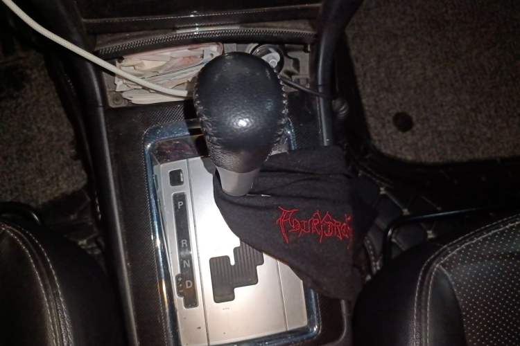 Used Mitsubishi Lancer EX 2011 Chasing Edition 1.8L CVT Luxury Model Gear Lever