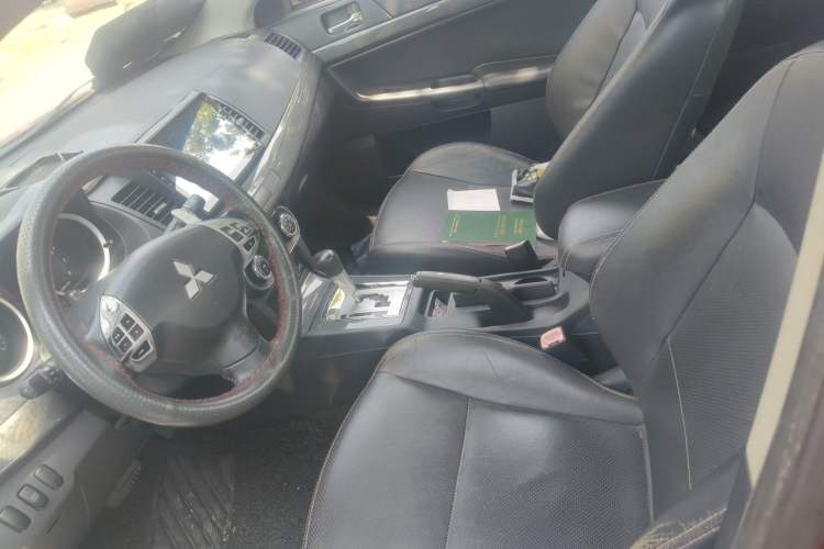 Used Mitsubishi Lancer EX 2011 Chasing Edition 1.8L CVT Luxury Model Left Front Seat