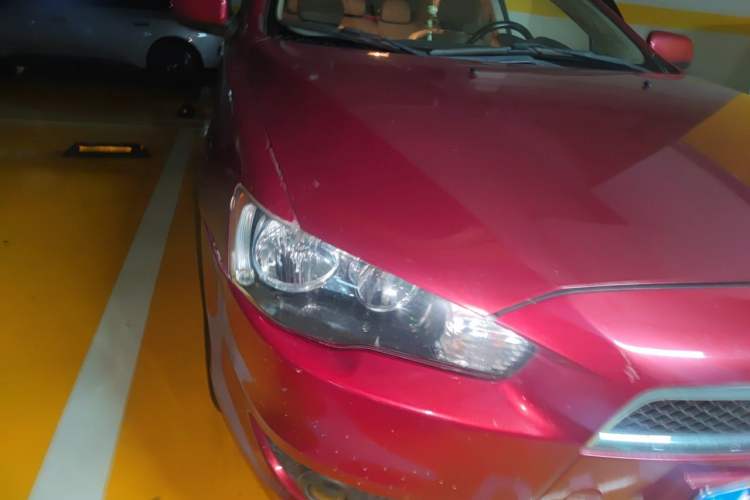 Used Mitsubishi Lancer EX 2011 Fashion Edition 1.8L CVT Comfort Version Right Front Headlight